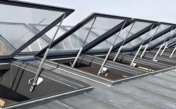 安定消防排烟窗