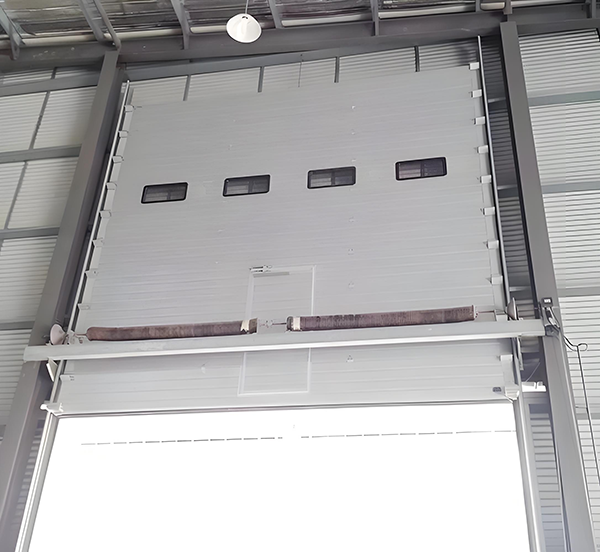 安定工业滑升门